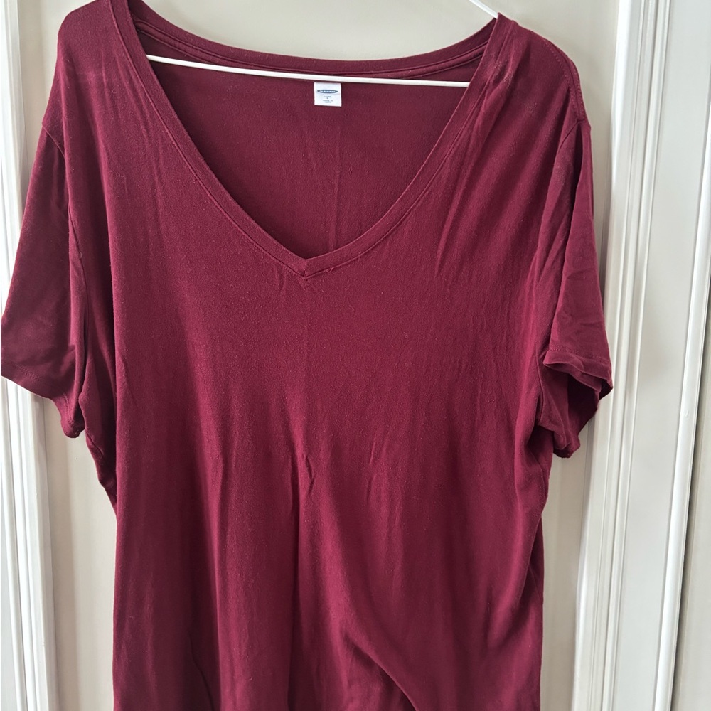Old Navy Women's Deep Red V-Neck Tee